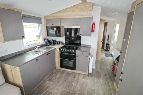 undefined, Haven Road, Hampshire