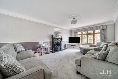 undefined, Yevele Way, Emerson Park