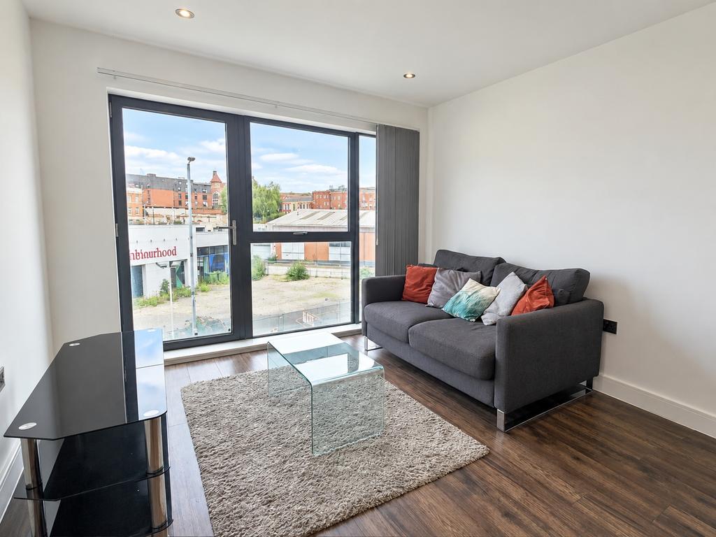 Apartment in West Midlands - View 2