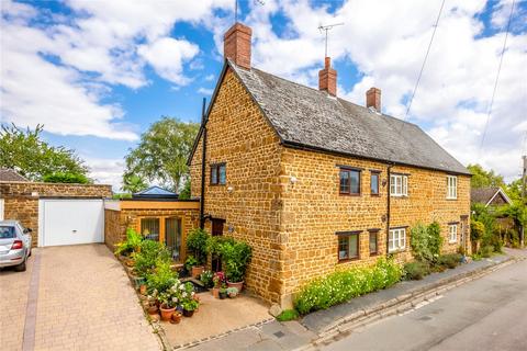 undefined, Creampot Lane, Banbury OX17