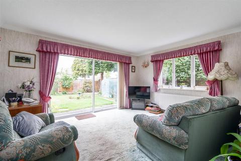 17 Austrey Close, Knowle, Solihull, B93 9JE