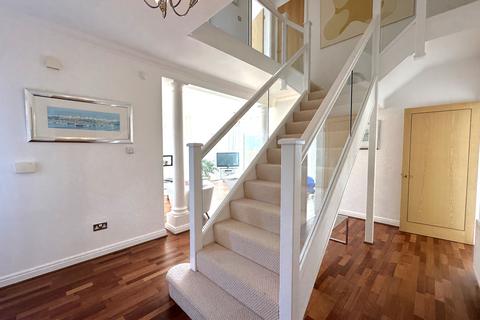 4 bedroom detached house for sale, Deganwy Quay, Deganwy LL31