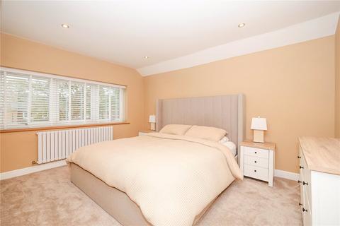 27 Cornwall Crescent, Baildon, Shipley, BD17 5LT