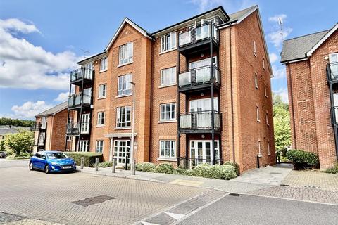 1 bedroom flat for sale, Silver Streak Way, Rochester