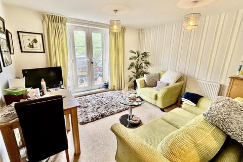 1 bedroom flat for sale, Silver Streak Way, Rochester