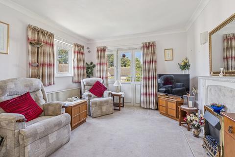 2 bedroom retirement property for sale, Bedford Road, Hitchin, SG5