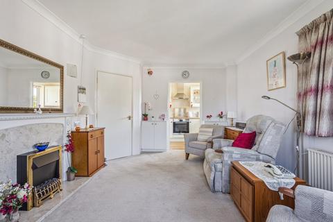 2 bedroom retirement property for sale, Bedford Road, Hitchin, SG5