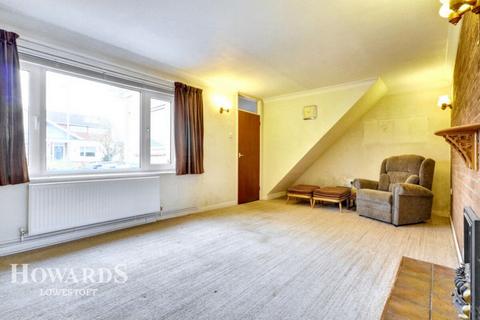 3 bedroom detached house for sale, Bishops Walk, Gunton