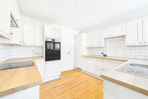 3 bedroom semi-detached house to rent, Rose Street, Wokingham, Berkshire, RG40