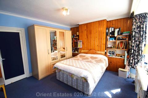 undefined, Albert Road, London