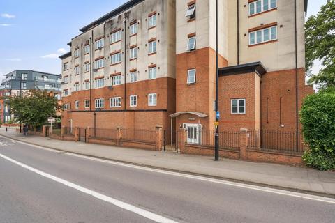 2 bedroom flat for sale, Slough,  Berkshire,  SL1