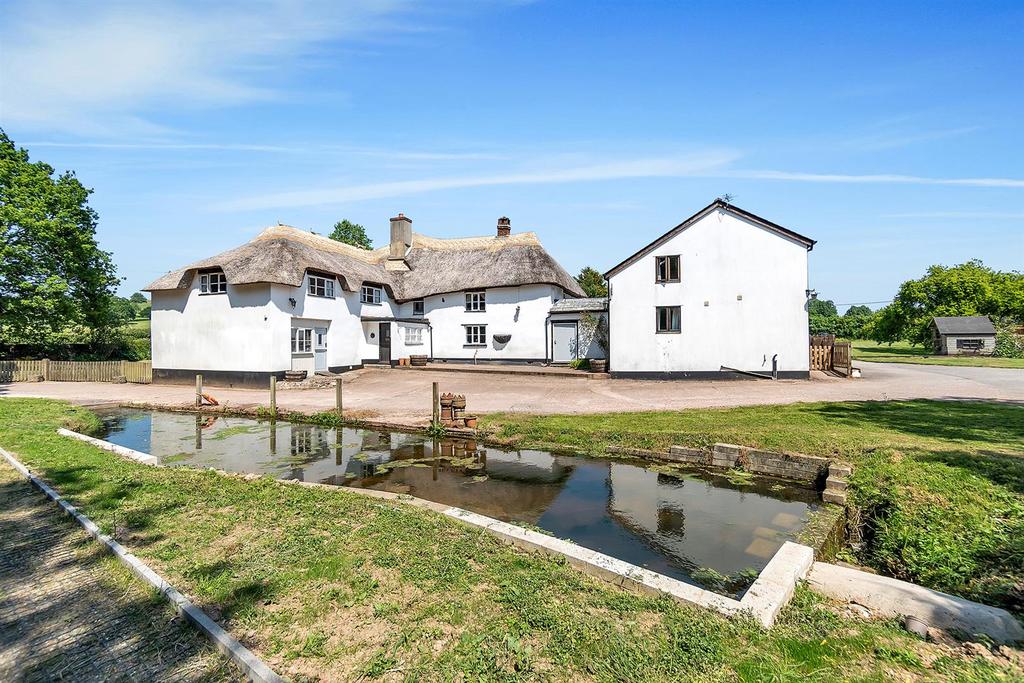 Treaslake Farm.19.jpg