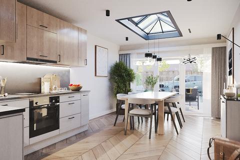 3 bedroom end of terrace house for sale, Flixton Road, Urmston, M41