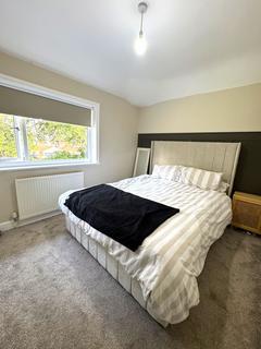 30 Barncroft Gardens, Manchester, M22 8LZ