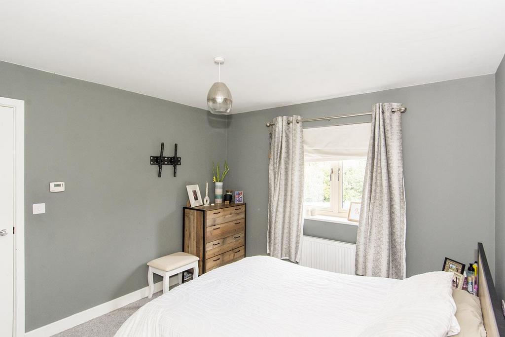 (Bedroom One Photo Two)