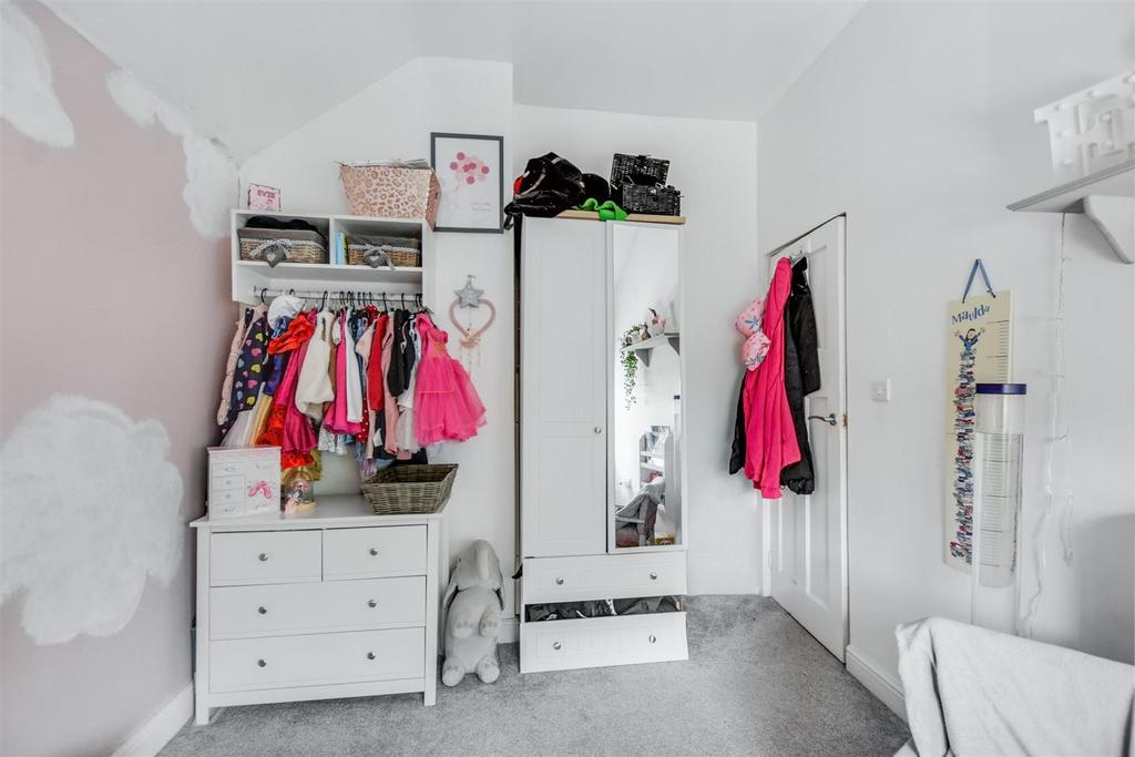 Bedroom 2 2.jpeg