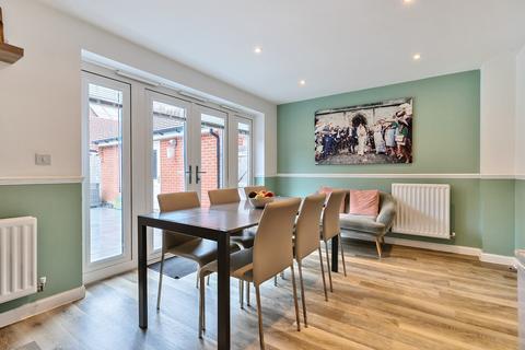 59 Appleby Drive, Botley, Southampton, SO32 2GE