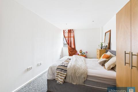 2 bedroom apartment for sale, Landmark House, 11 Broadway, Bradford, West Yorkshire, BD1