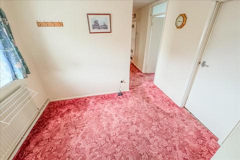 12 The Dell, Feltham, TW14 0JF