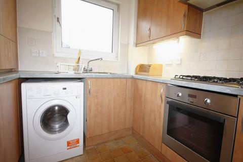 2 bedroom flat to rent, Stenhouse Gardens, Stenhouse, Edinburgh, EH11