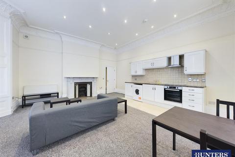 2 bedroom flat to rent, Grange Crescent, Sunderland, Tyne & Wear