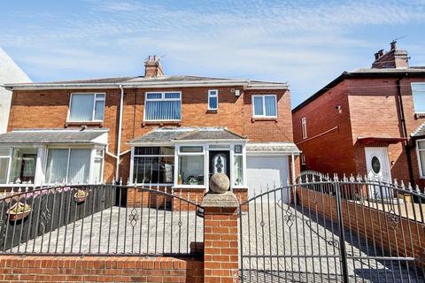4 bedroom semi-detached house for sale, Barras Avenue, Annitsford, Cramlington, Tyne and Wear, NE23 7QX