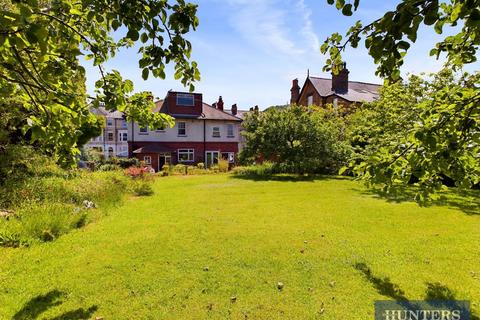 5 bedroom detached house for sale, Trinity Road, Scarborough