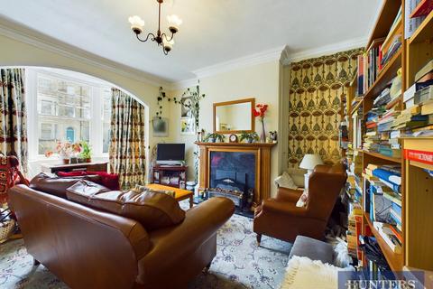 5 bedroom detached house for sale, Trinity Road, Scarborough