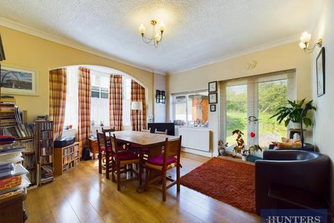 undefined, Trinity Road, Scarborough
