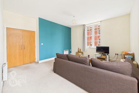 undefined, Thomas Wyatt Close, Norwich