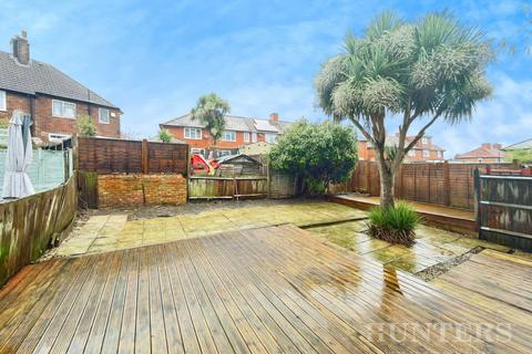 1 bedroom maisonette for sale, St. Albans Grove, Carshalton