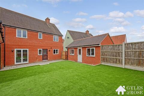 4 bedroom detached house for sale, Pikes Marsh, Bures