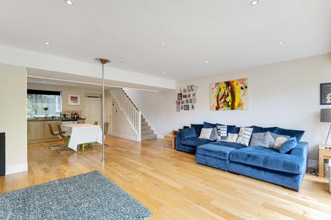 3 bedroom terraced house for sale, Giles Coppice, London