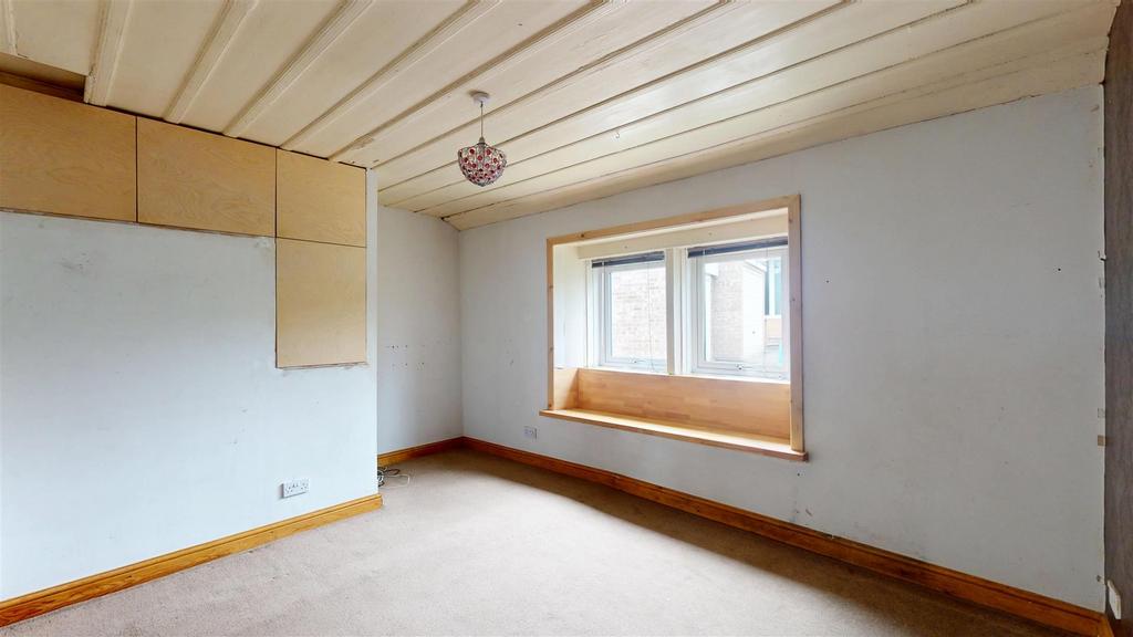 Bedroom/Dining Room