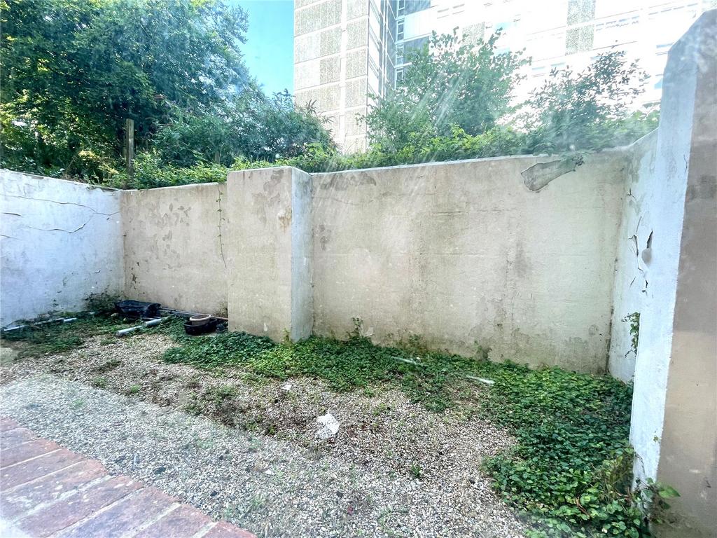 Courtyard Garden