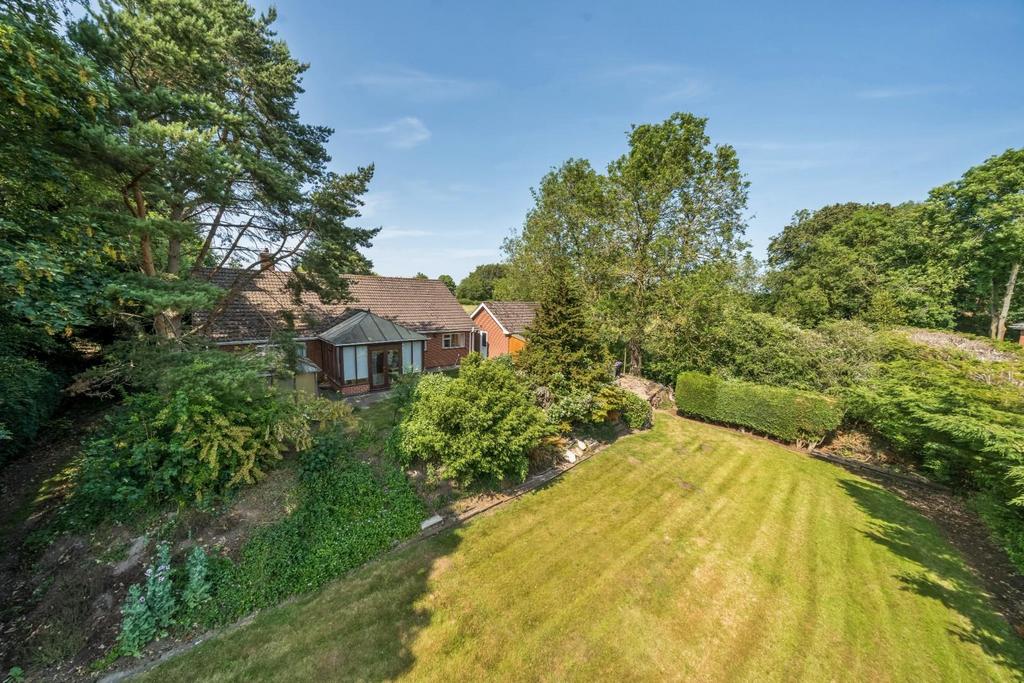REAR OF THE PROPERTY.jpg