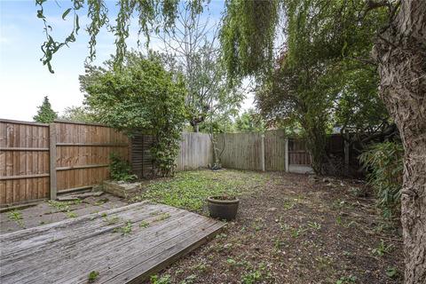 2e Waters Road, London, SE6 1UD