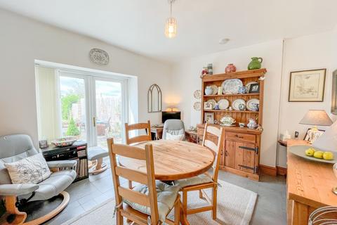 2 bedroom townhouse for sale, Crescent Road, Newport, NP19