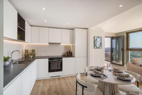 1 bedroom flat for sale, One Thames Quay, Marsh Wall, London, E14