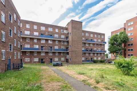 3 bedroom flat for sale, Donnington Road, Willesden, London, NW10