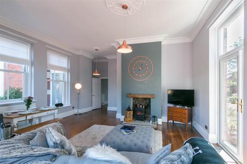 2 bedroom flat to rent, Osborne Road, Jesmond, Newcastle upon Tyne