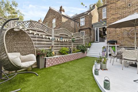 3 bedroom end of terrace house for sale, Green Street, Eastbourne, East Sussex, BN21