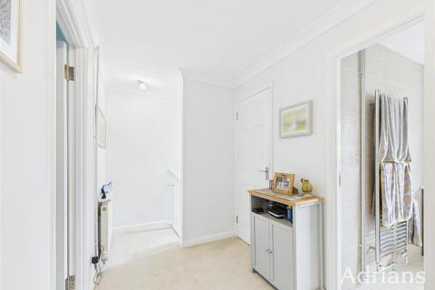 169 Pollards Green, Chelmsford, CM2 6UX