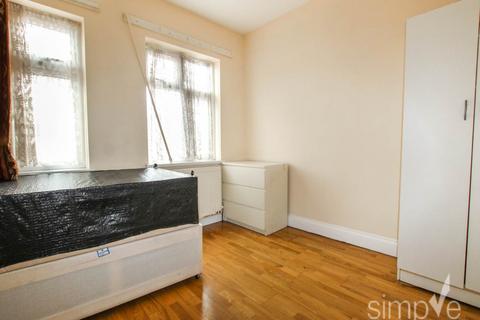 1 bedroom flat to rent, Western Road, Southall, Middlesex