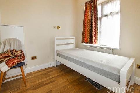 1 bedroom flat to rent, Western Road, Southall, Middlesex