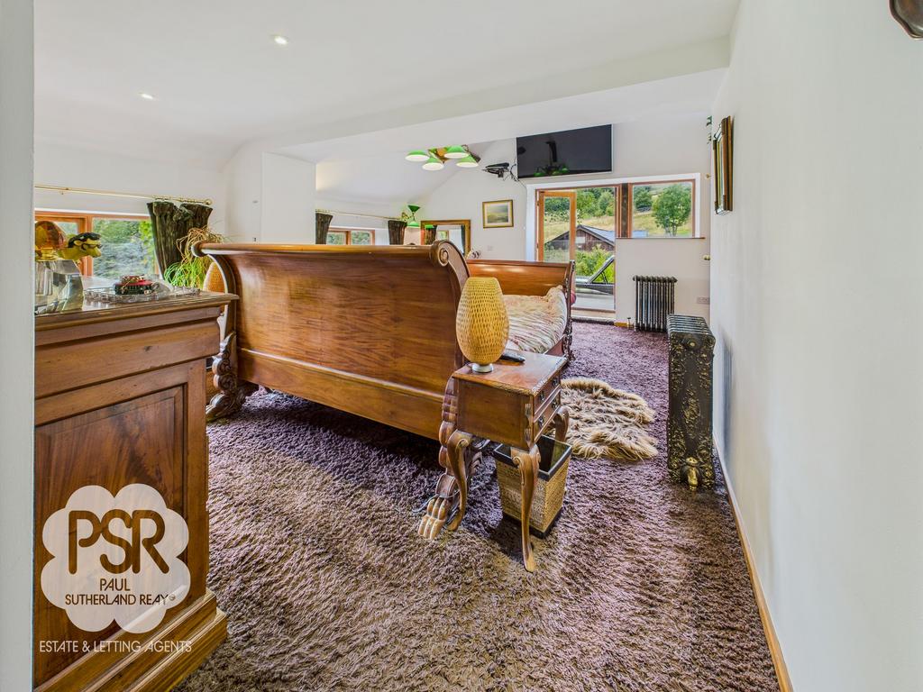 Principal Suite Bedroom