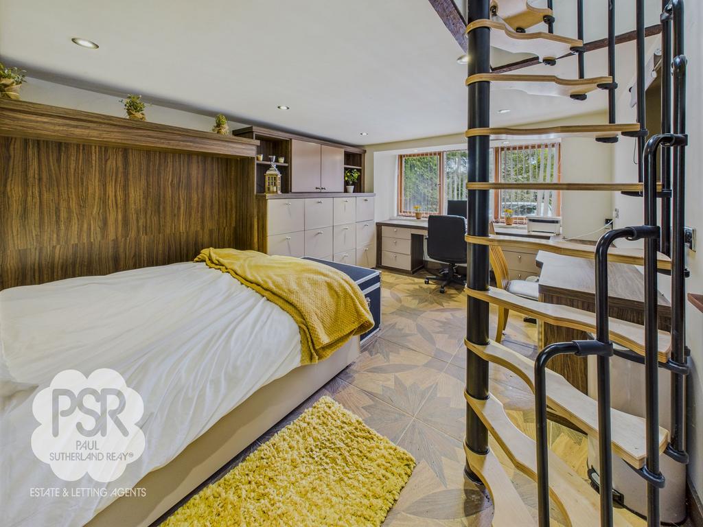 Annexe Main Bedroom