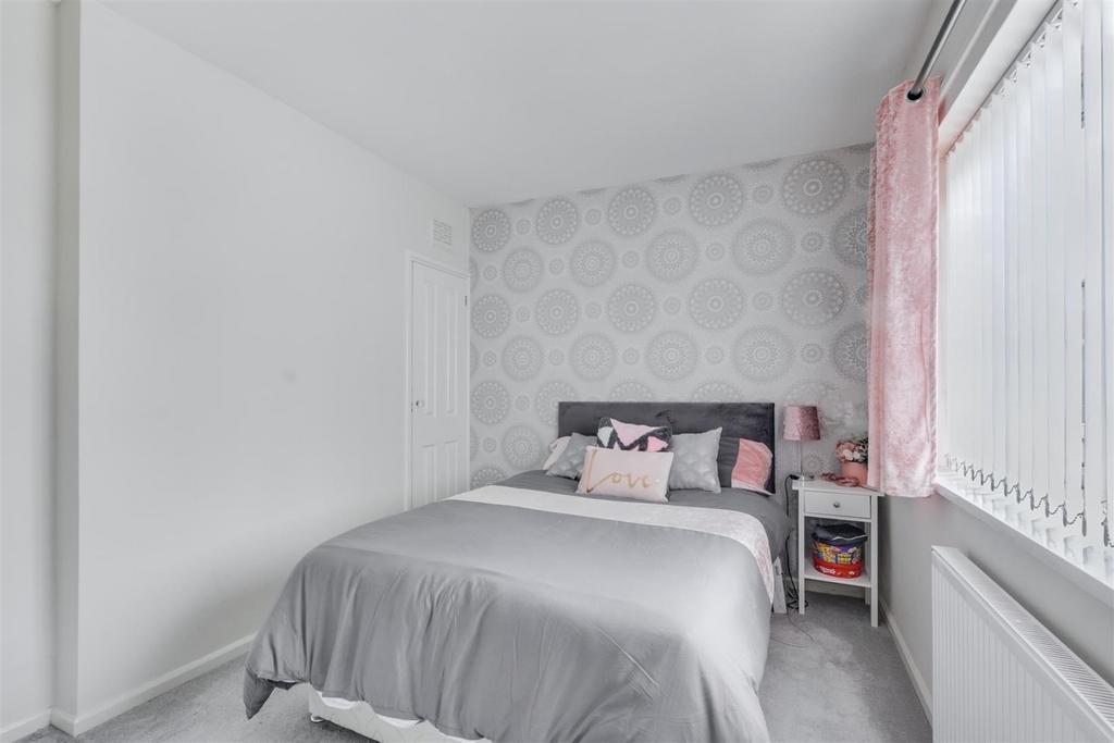 Bedroom 2 2.jpeg