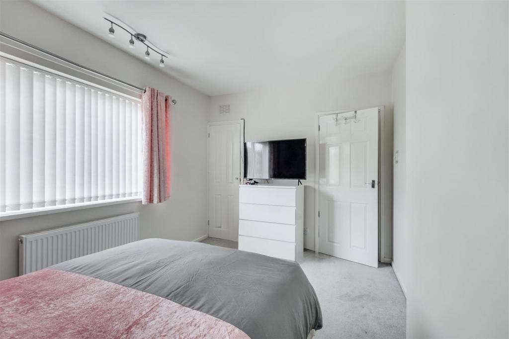 Bedroom 2 3.jpeg