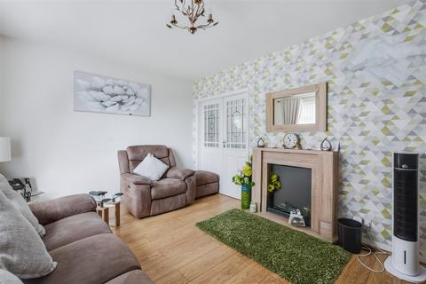 3 bedroom terraced house for sale, Bracebridge Drive, Bilborough, Nottingham